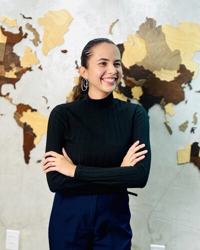 Tayná Soares, designer